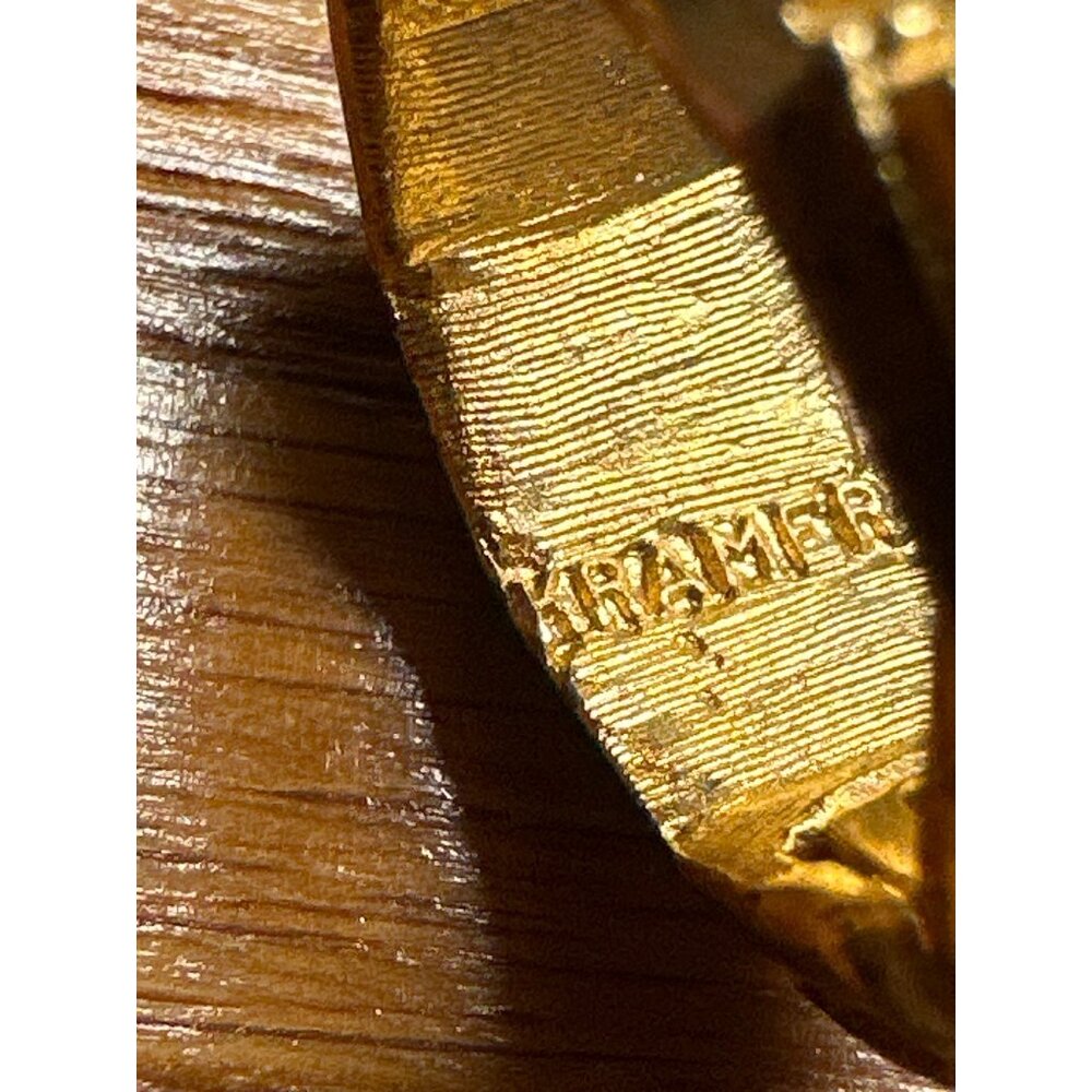 Vintage Kramer Earrings Etruscan Byzantine Egyptian Revival Hoop Gold Tone Clip - Picture 5 of 6
